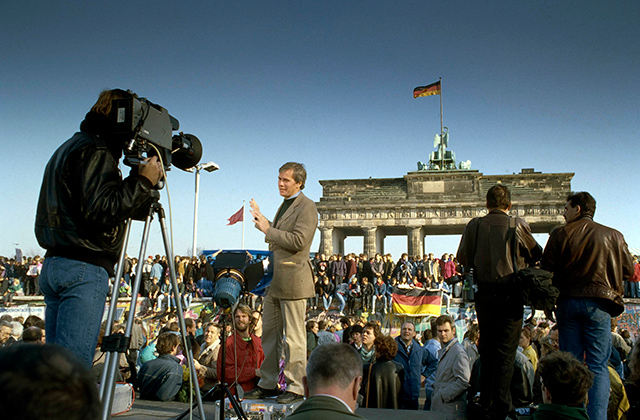 2_01_archival_images