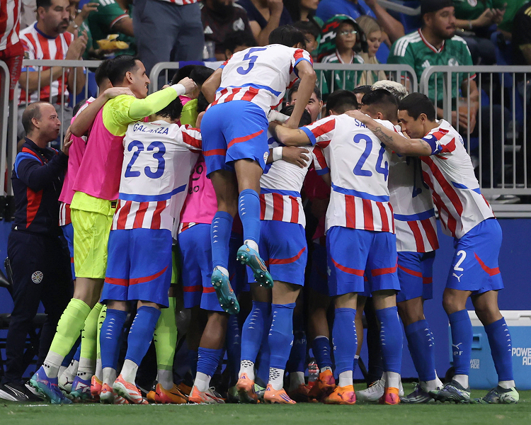 High-resolution images of the Paraguay national football team for the FIFA World Cup 2026, including official squad photos and player portraits.