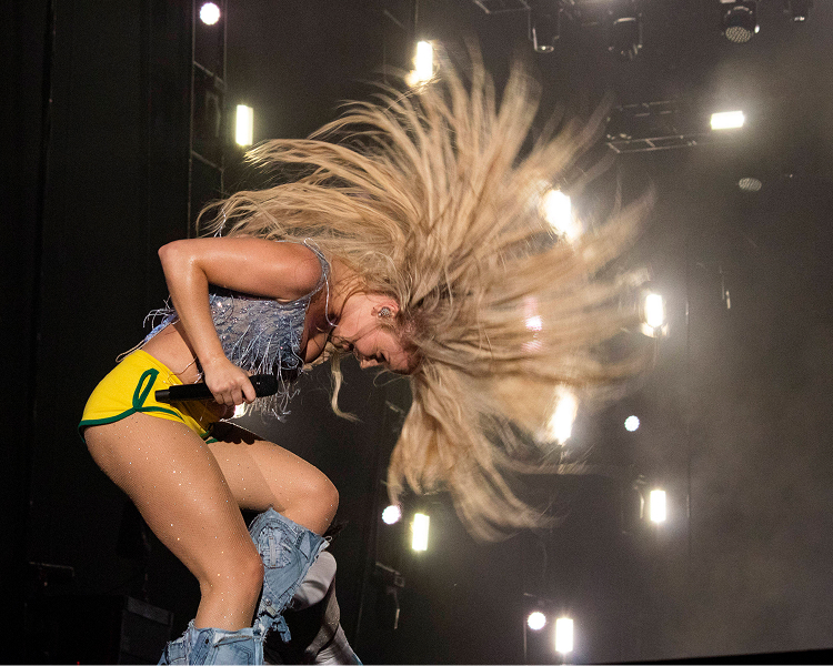 Professional concert photography featuring live performances at Rock in Rio.