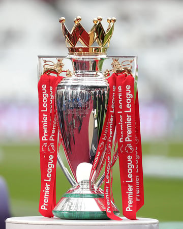 photo-of-the-Premier-League-trophy.gpg